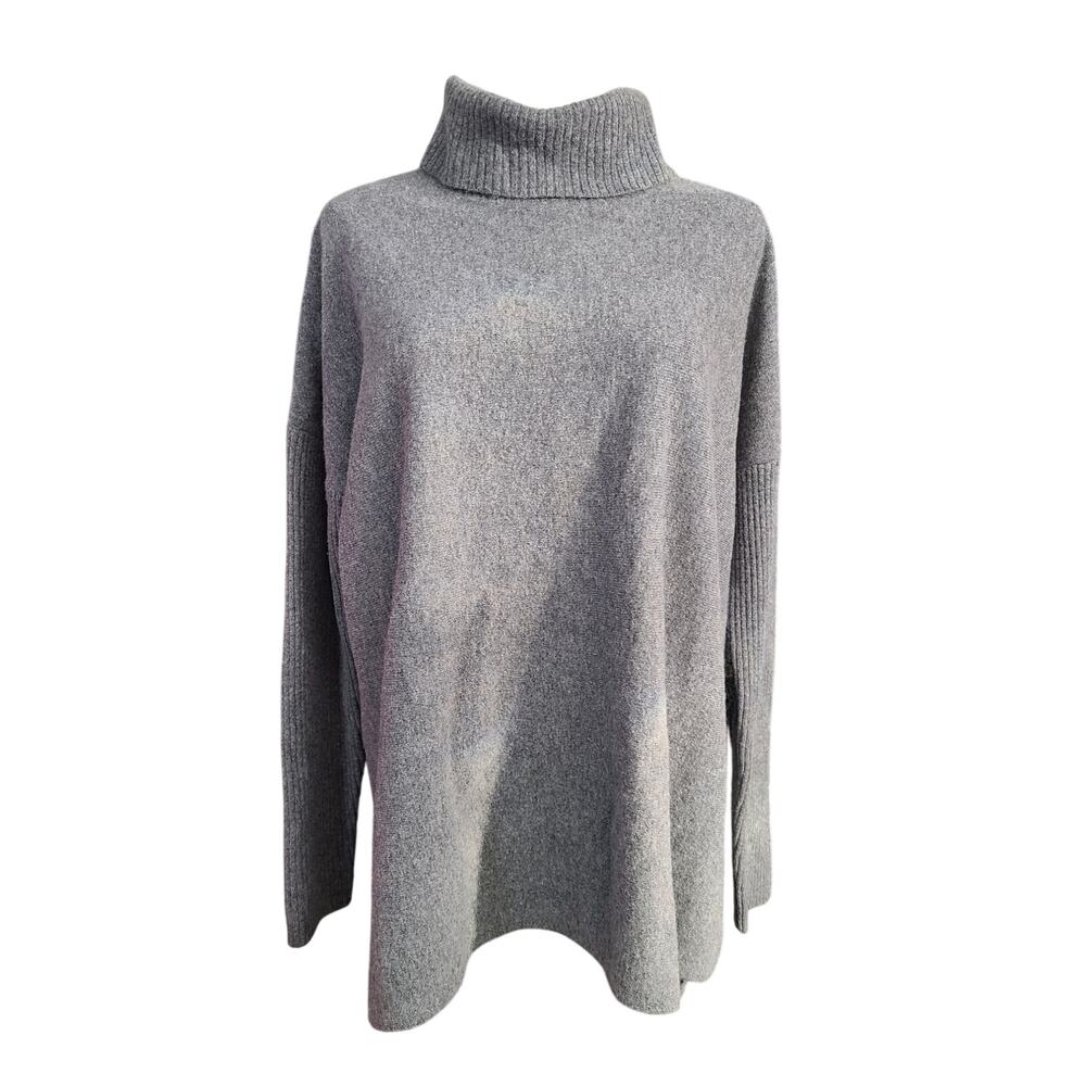 Saks Fifth Avenue large wool blend turtle neck sweater